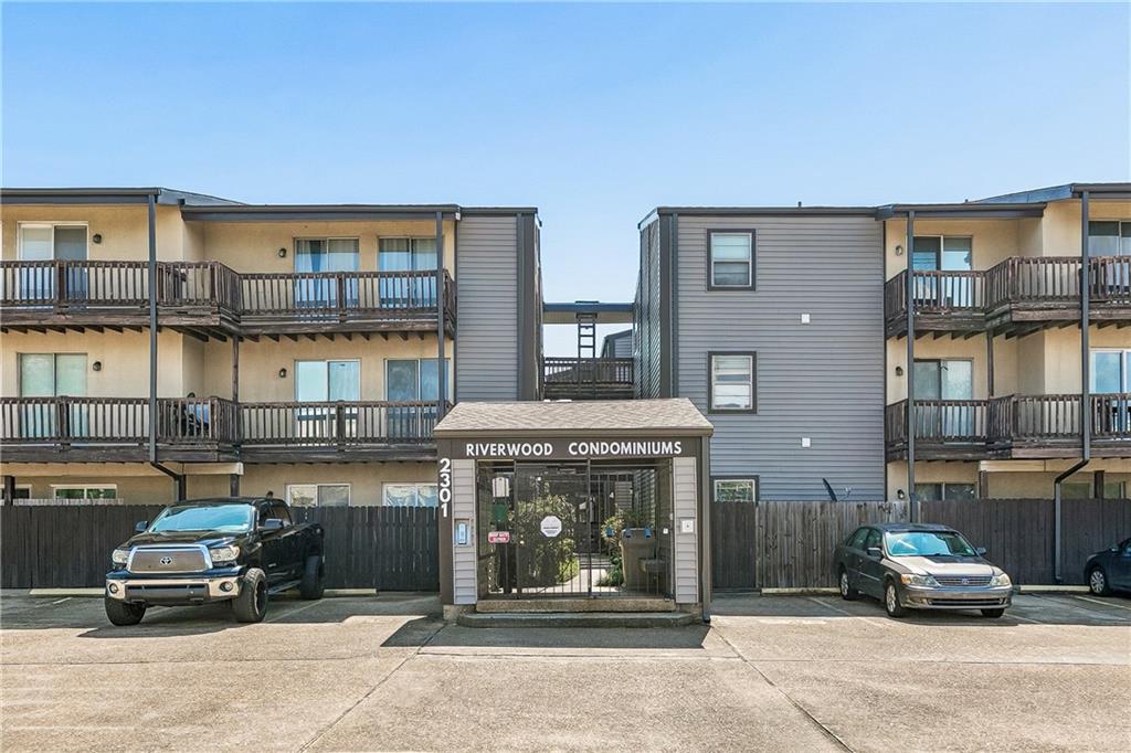 2301 Edenborn Avenue 308 — photo