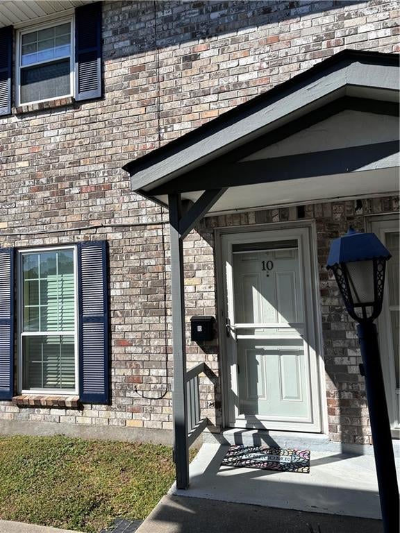 1628 Vintage Drive — photo