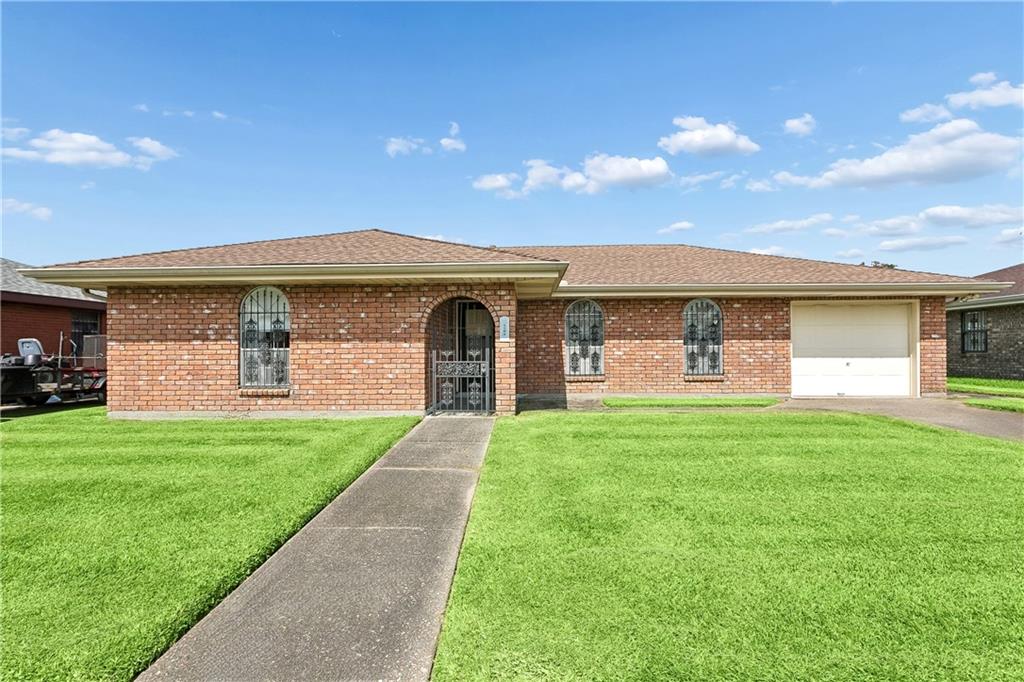 1104 Candelight Drive — photo