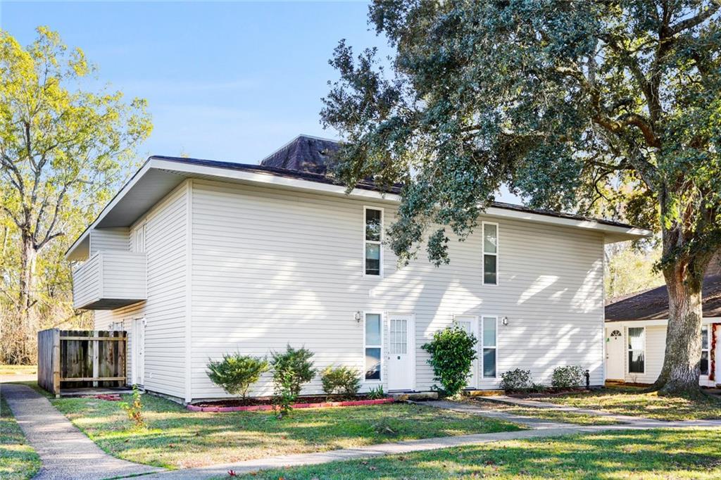 121 Lakewood Drive 49 — photo