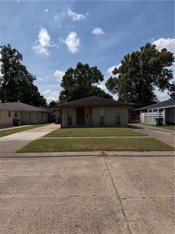 215 Duke Drive — photo