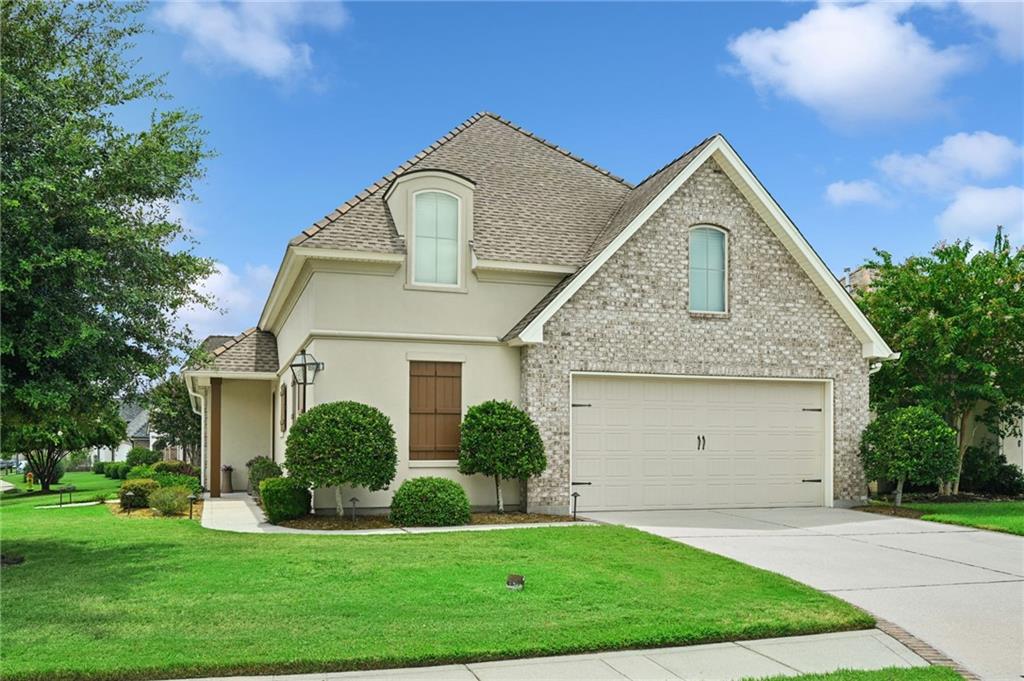 401 Hogan Court — photo