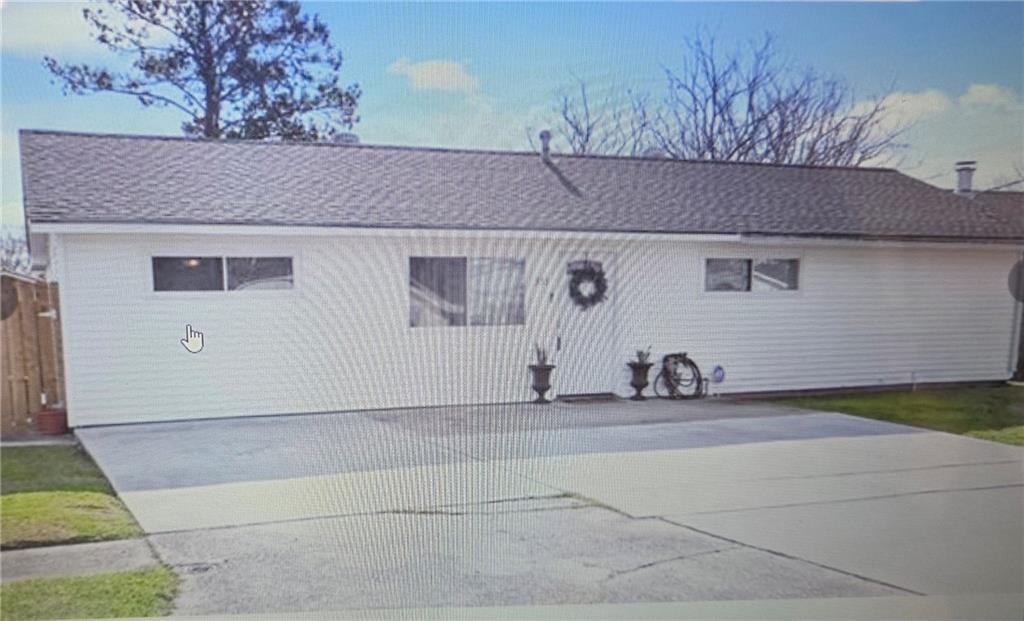 353 Helis Drive — photo