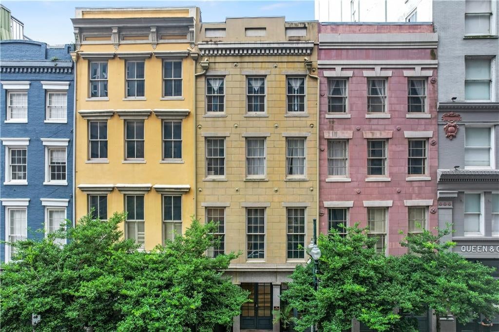 336 Camp Street 403 — photo