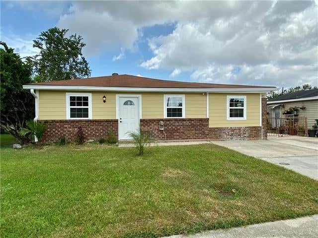 2916 Mount Kennedy Drive — photo
