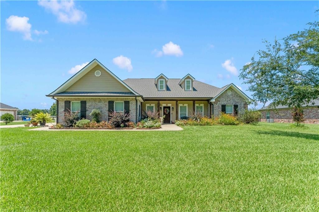 17269 Golf Course Road — photo