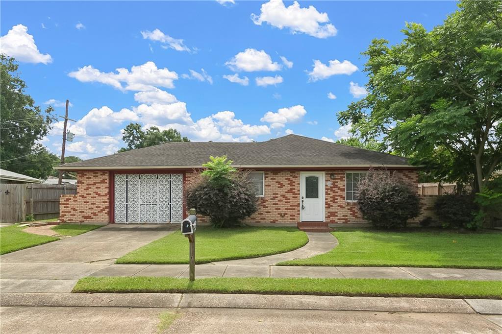 2121 Brigade Drive — photo