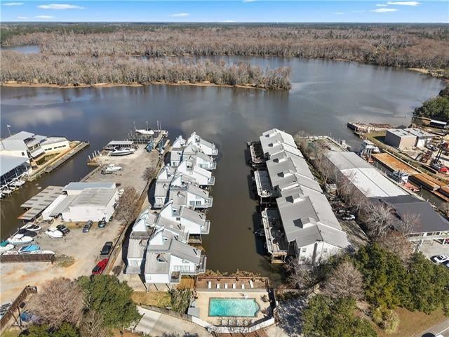 141 Highway 22 Highway E3 — photo