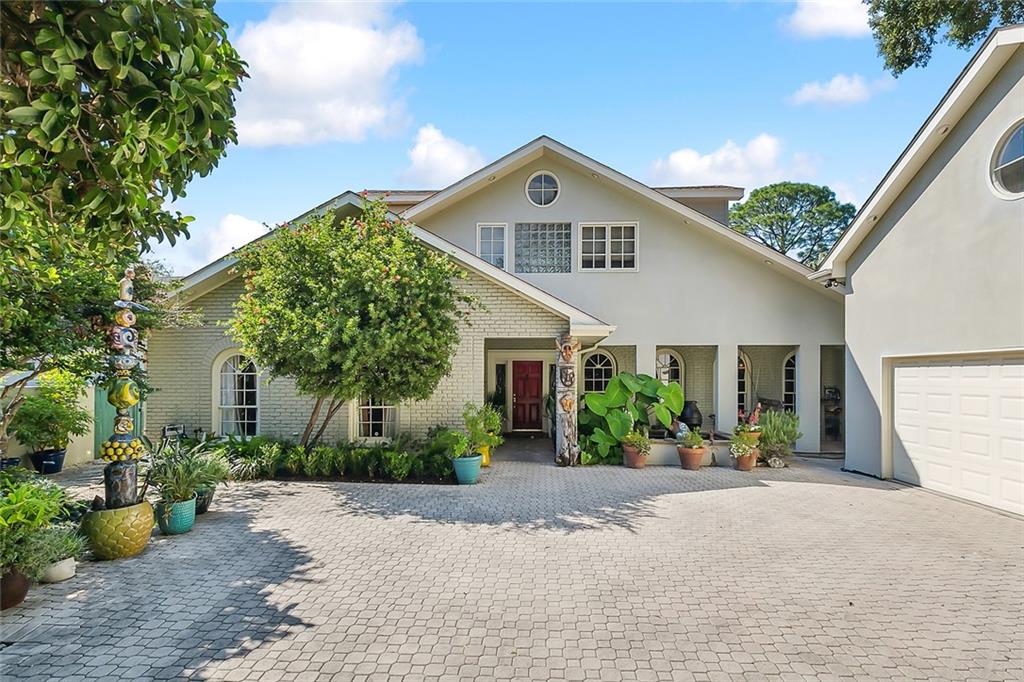 5776 Bellaire Drive — photo
