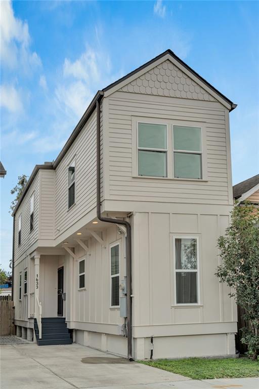 1633 Eagle Street — photo