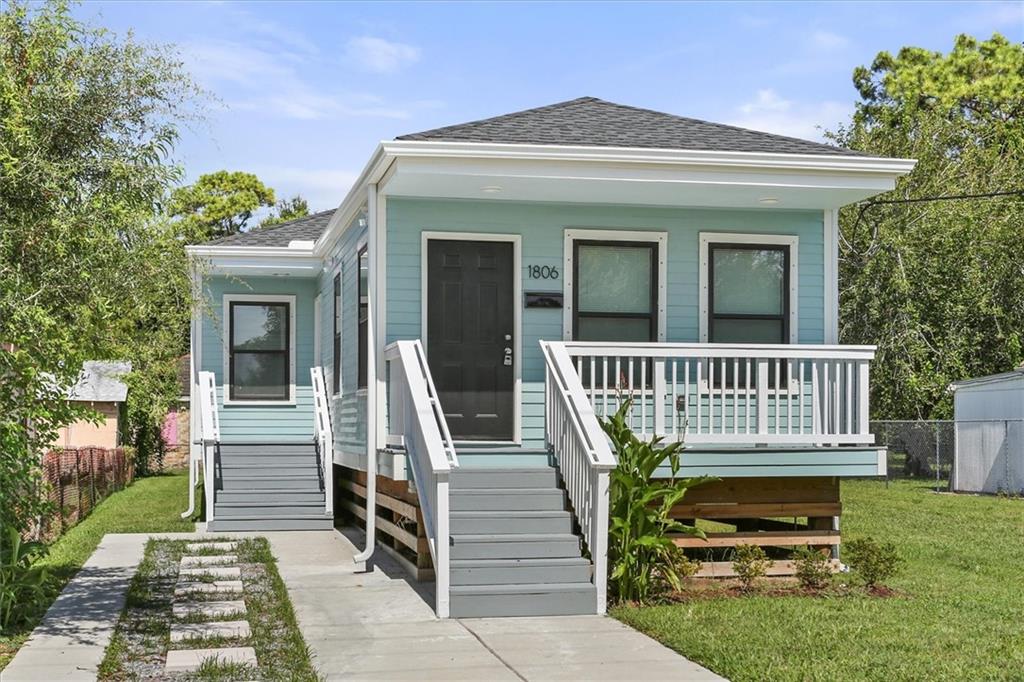 1806 Flood Street — photo
