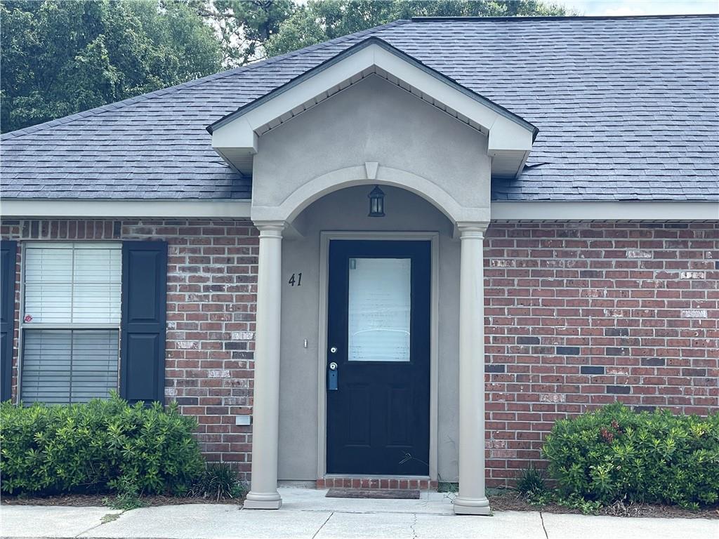 45479 Pointe Drive 14 — photo