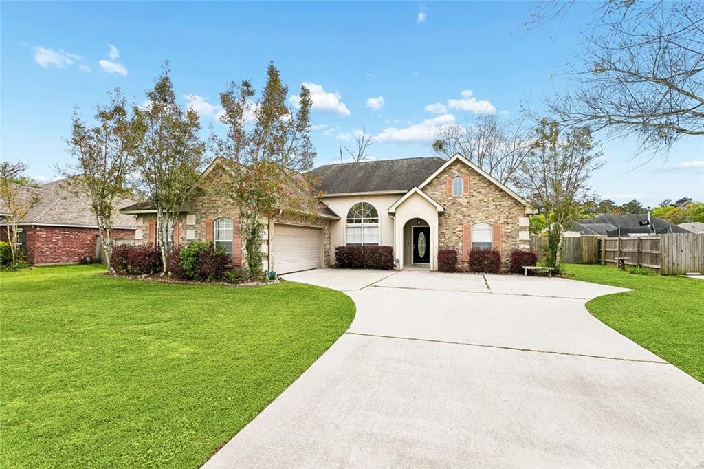 408 Gainesway Drive — photo