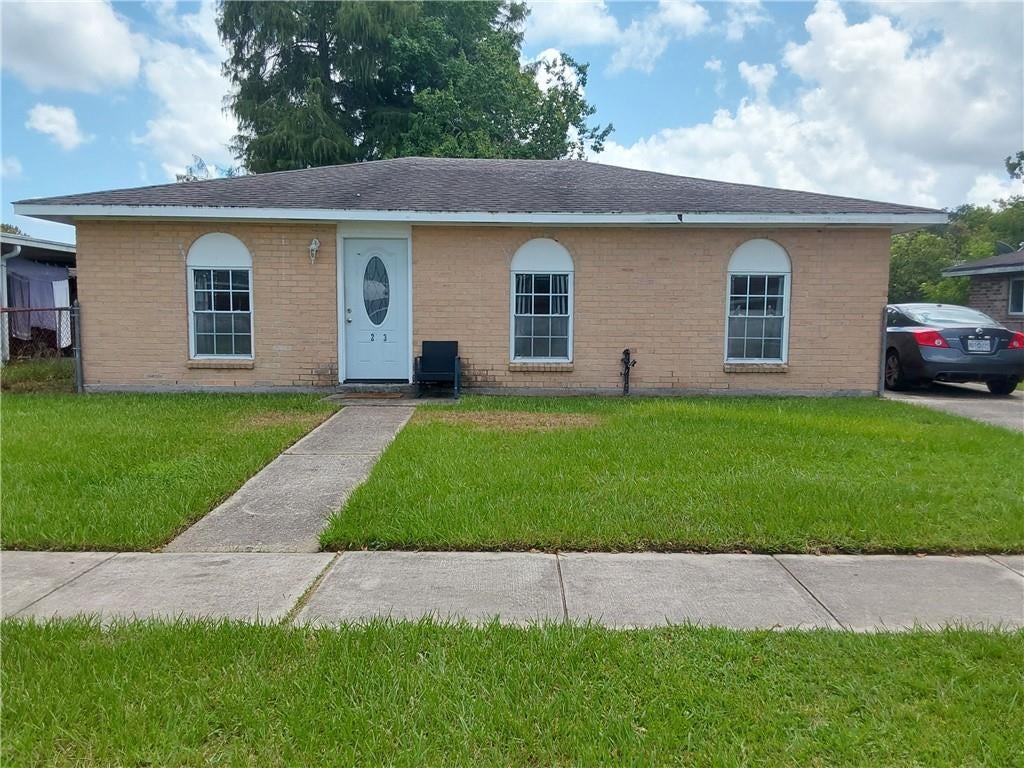 2113 W Christie Drive — photo