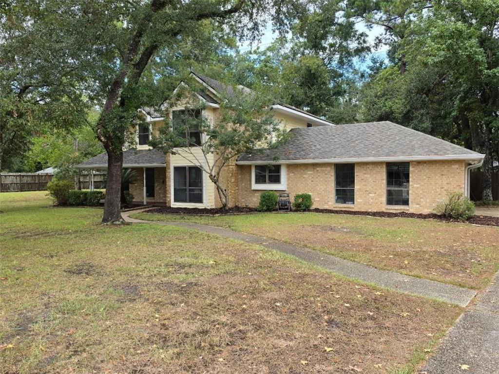 303 Koel Court — photo