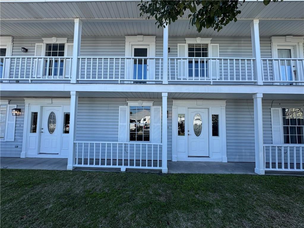 3106 Laplace Street — photo
