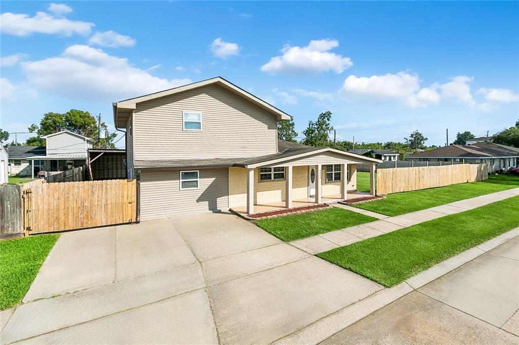 2212 Kenneth Drive — photo