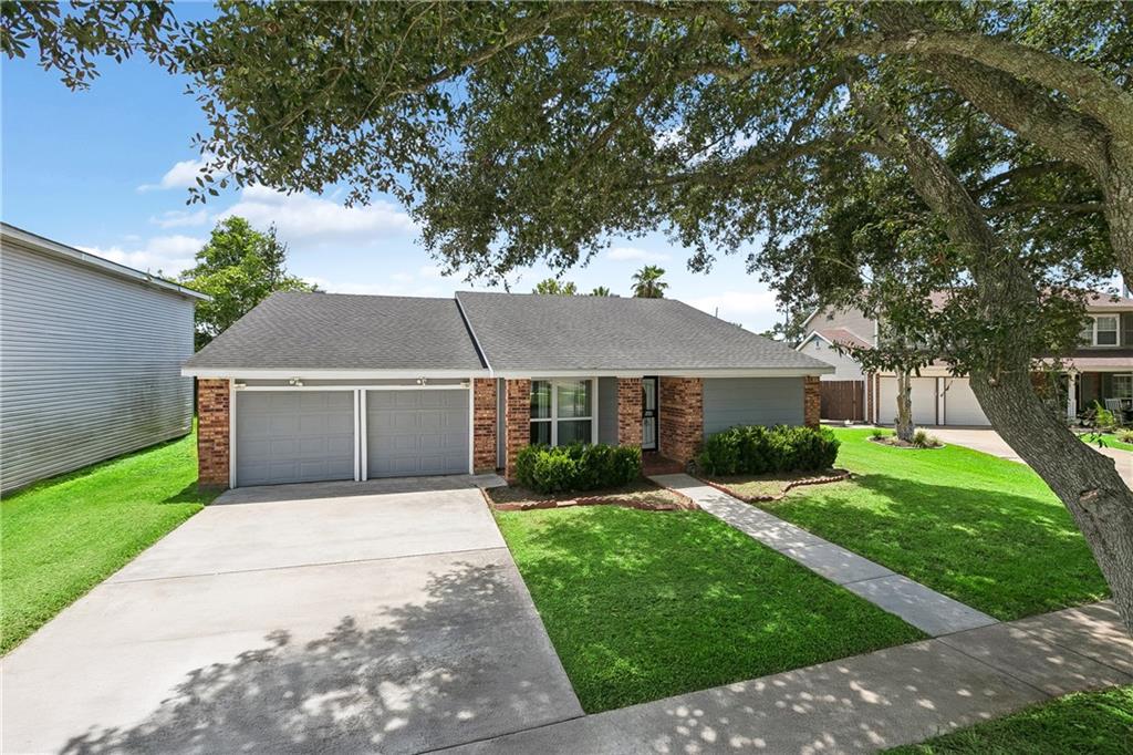 4049 S Chipwood Drive — photo