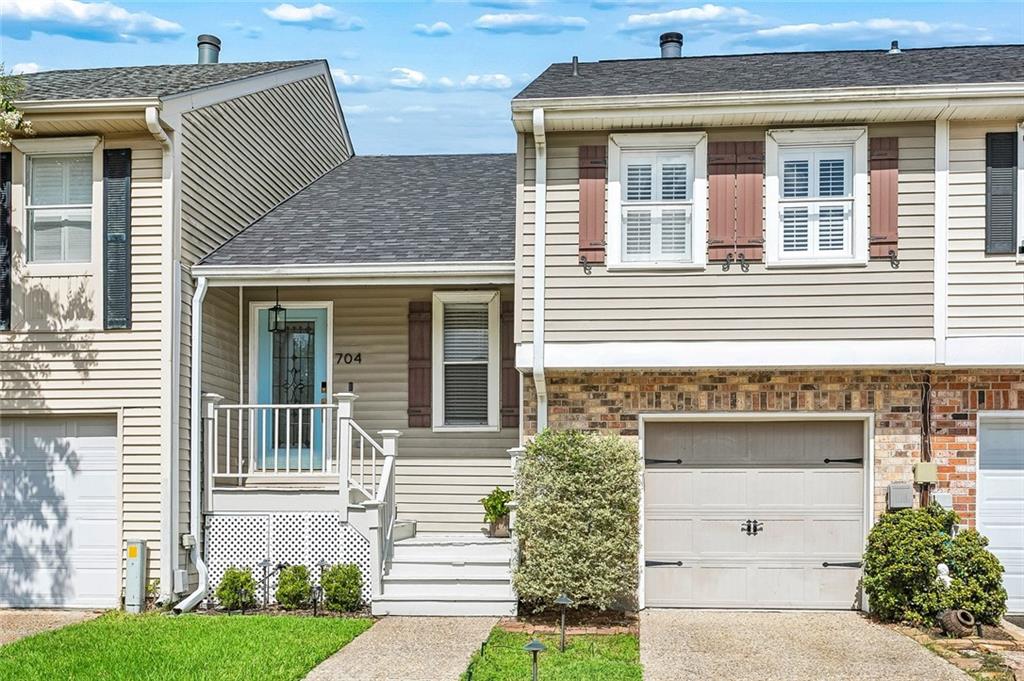 704 Old Metairie Drive — photo