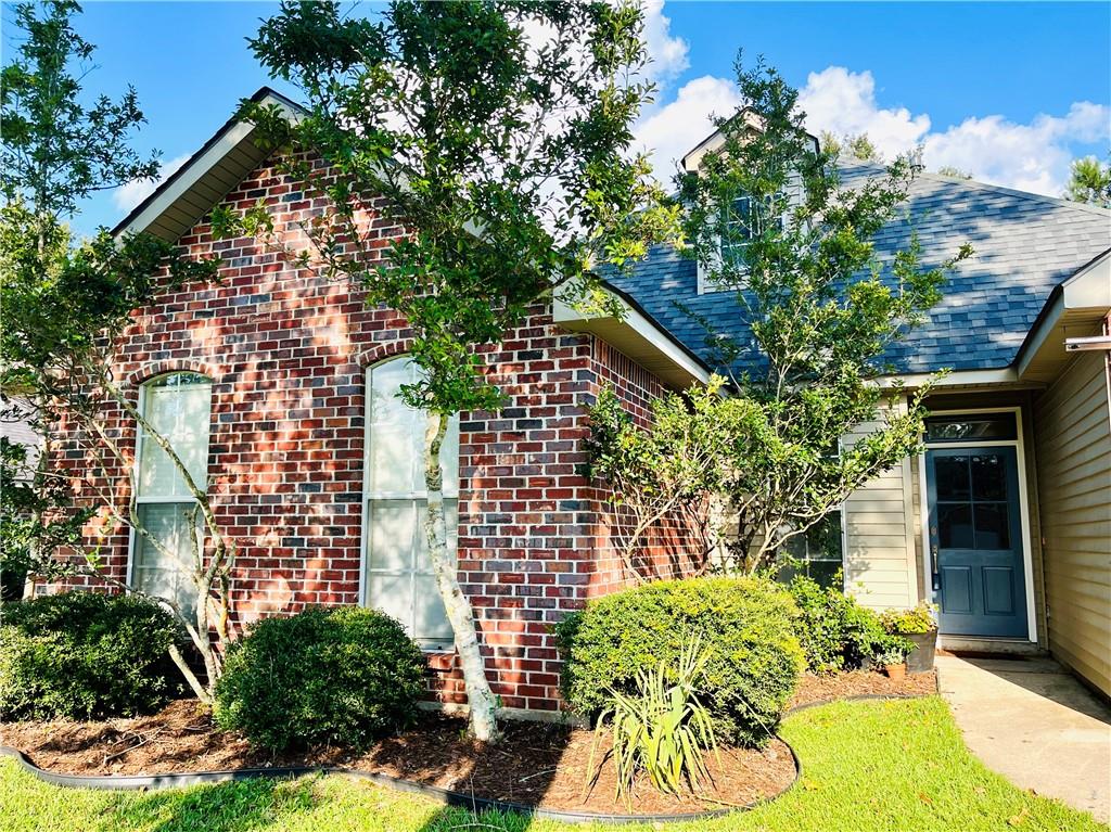 142 Remmy Court — photo