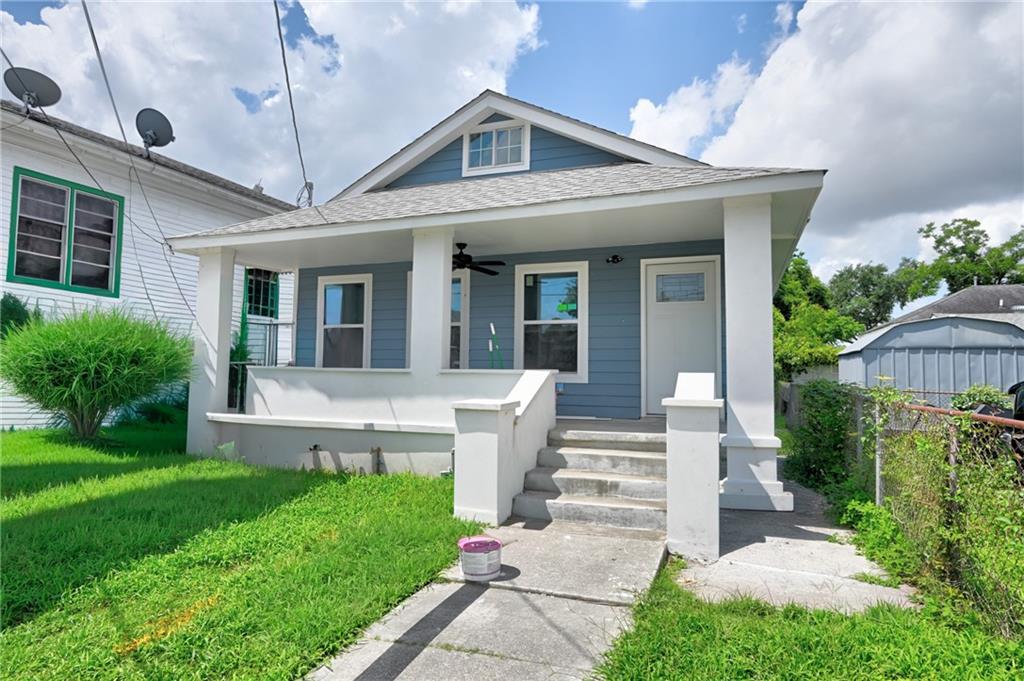 9126 Dixon Street — photo