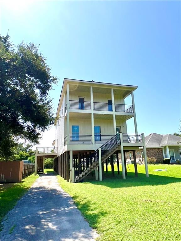 7917 Barataria Boulevard — photo