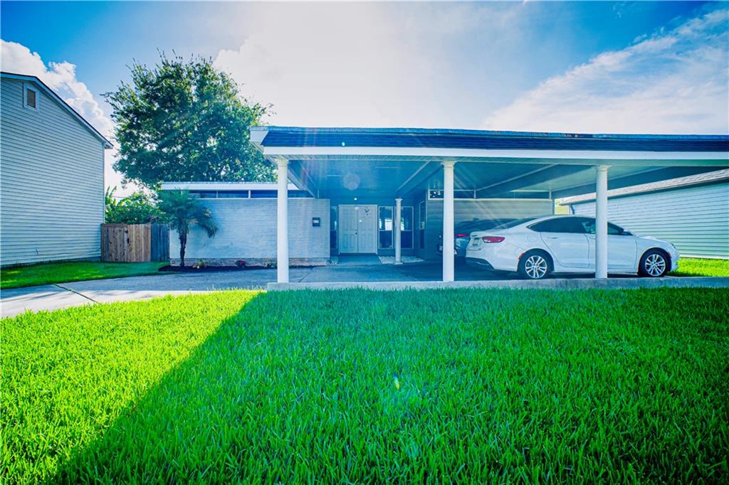 657 E Marlin Court — photo