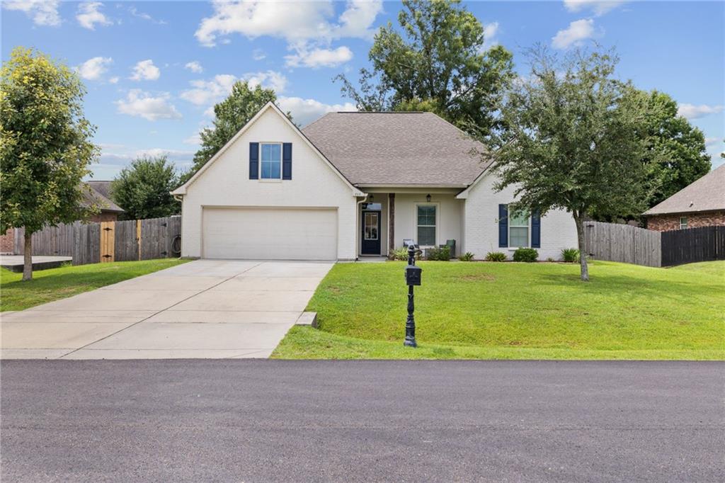 709 English Oak Drive — photo