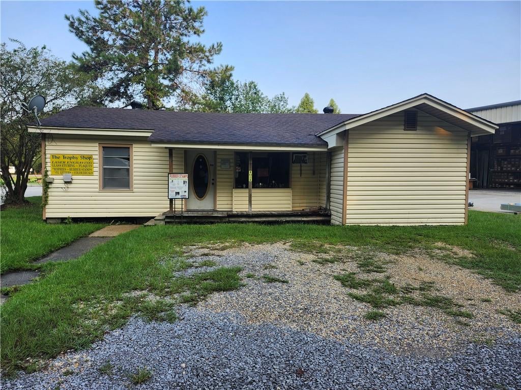 1021 Lee Road — photo