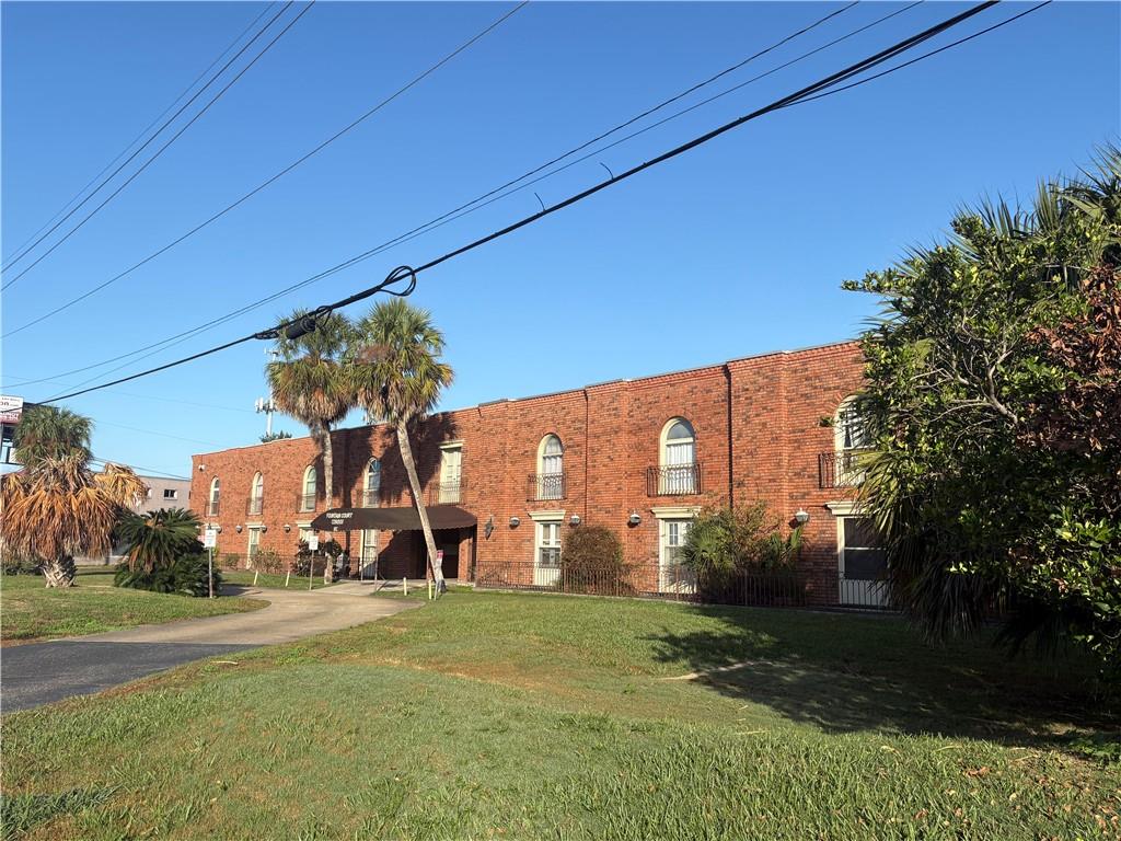 6901 Veterans Boulevard 86 — photo
