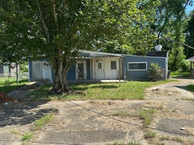 654 Old Rafe Meyer Road — photo