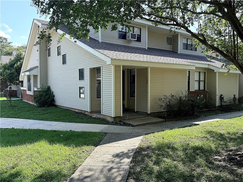 318 Cedarwood Drive — photo