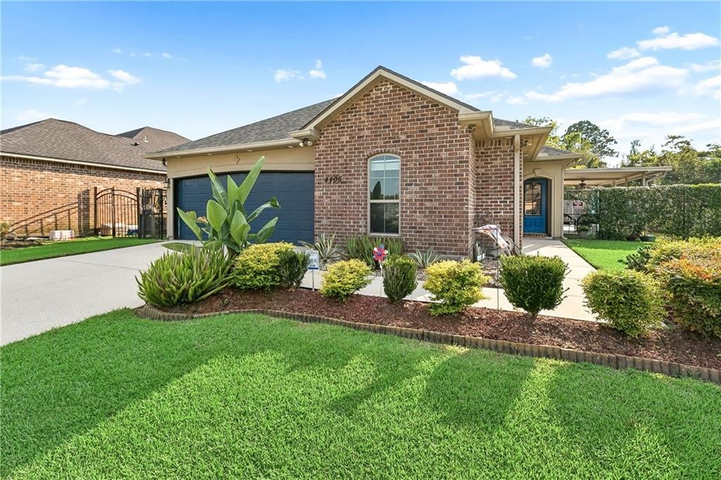4405 Bay View Drive — photo