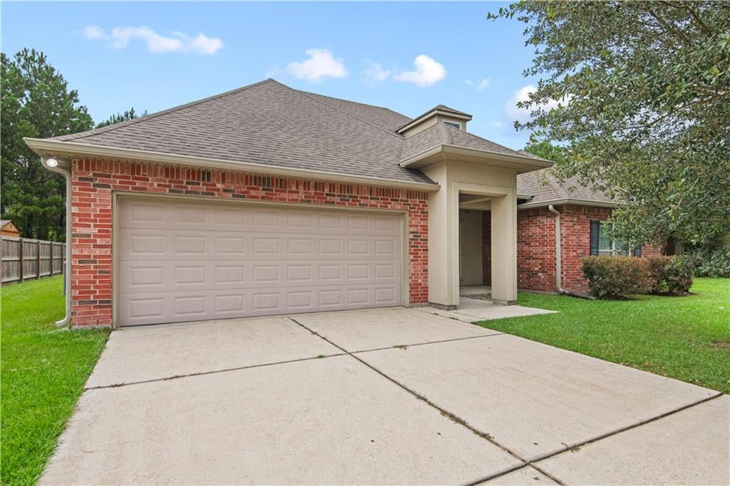629 Woodburne Loop — photo