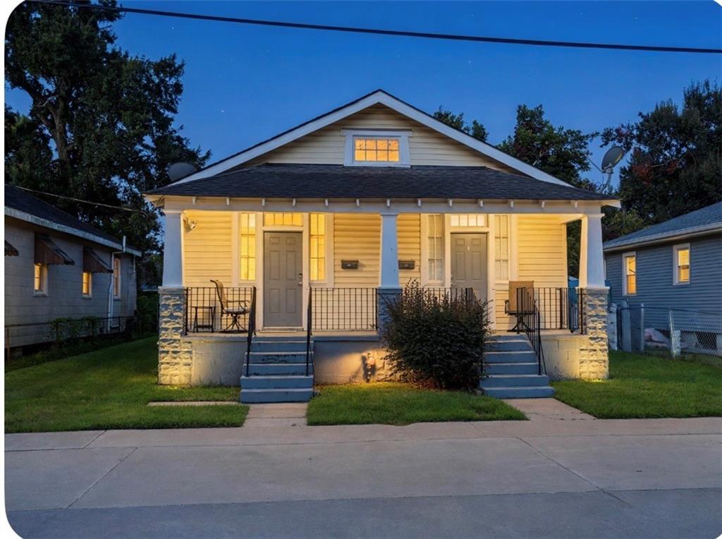 516 Chalmette Street — photo