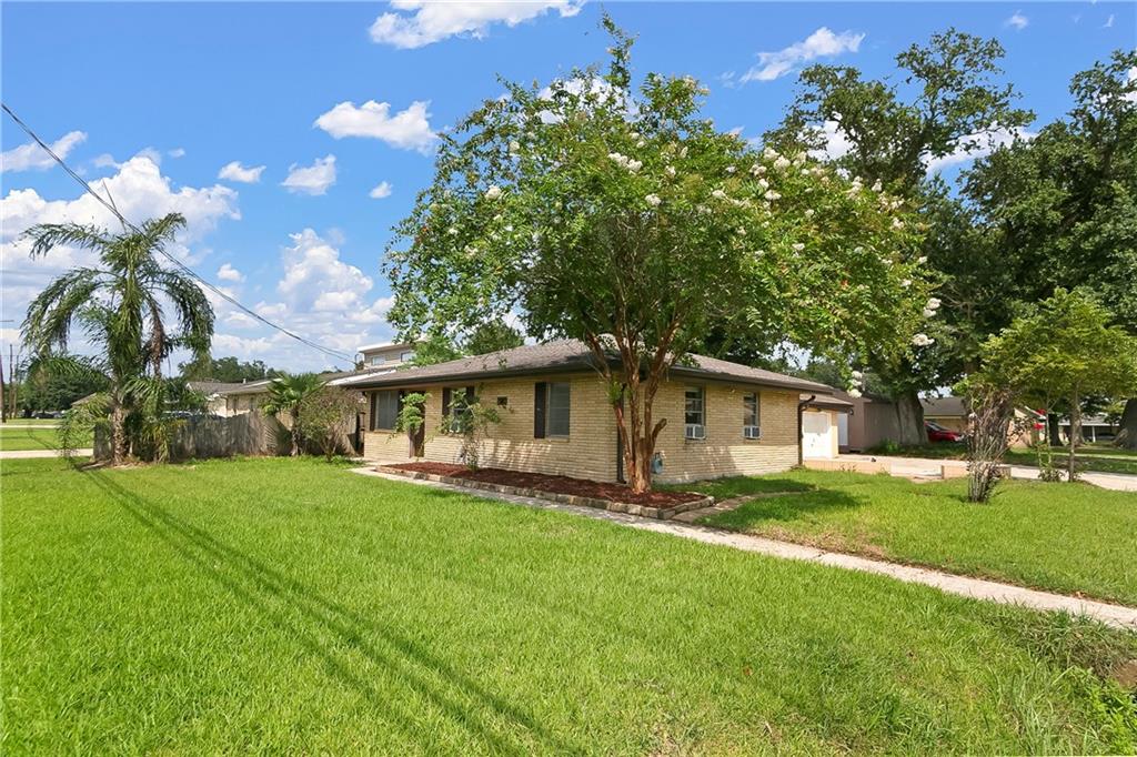 227 BARTON Avenue, Luling, LA 70070 — photo 2
