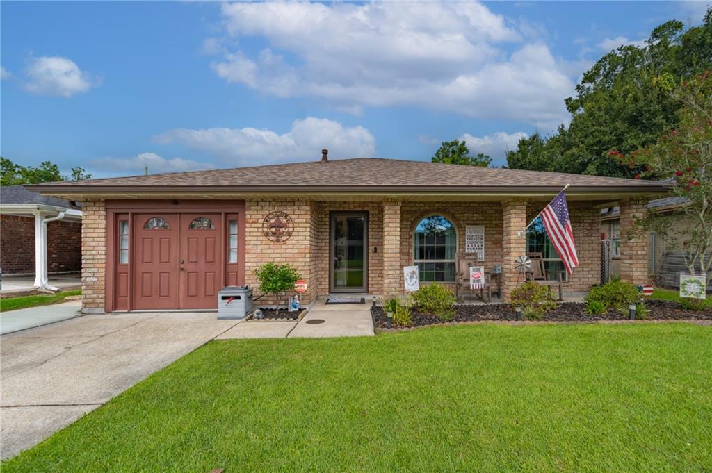 137 Dianne Drive — photo