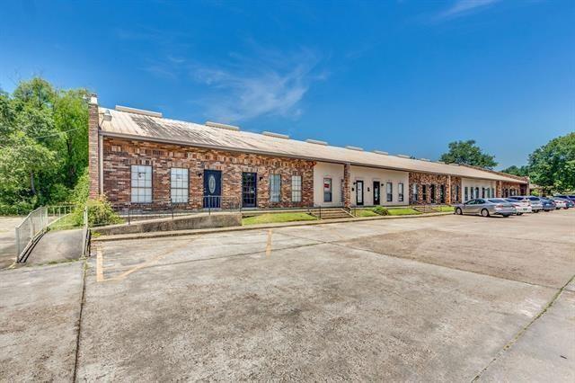 1206 Jw Davis Drive 102 — photo