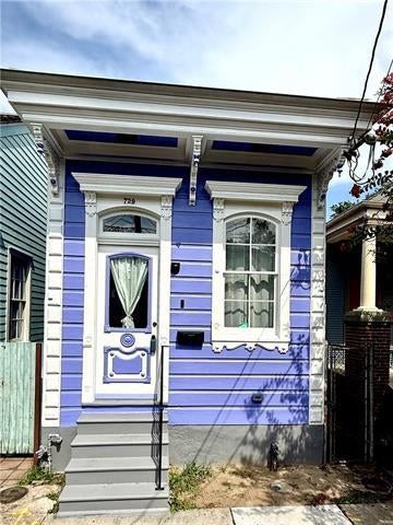 729 Lesseps Street — photo