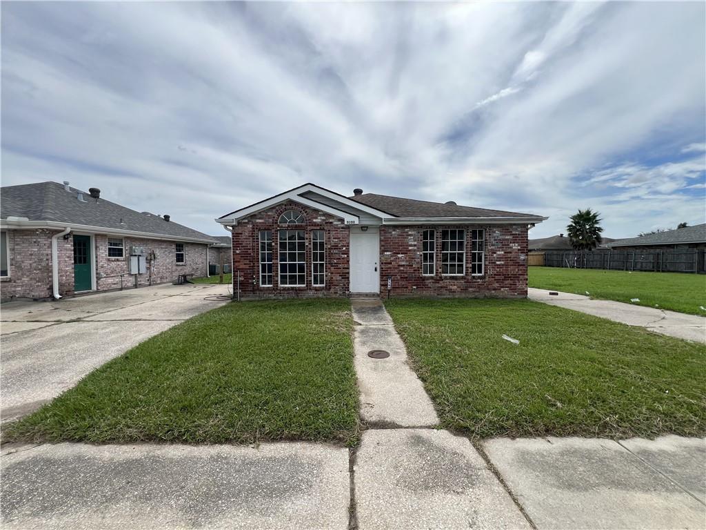 9102 Titans Drive — photo