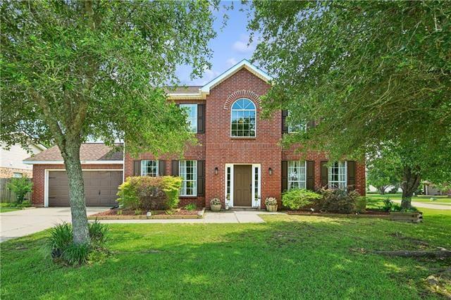 600 Fairway Court — photo