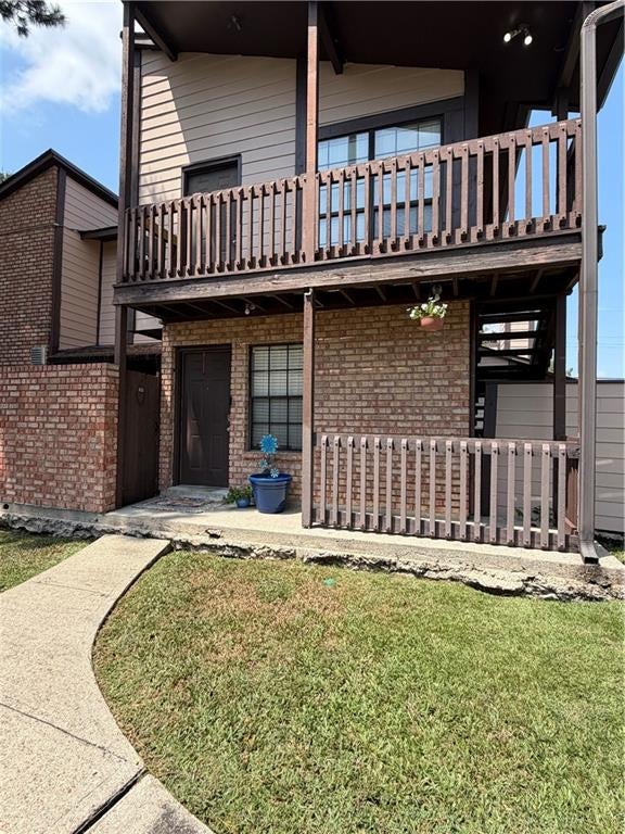 742 Fairfax Drive 106 — photo