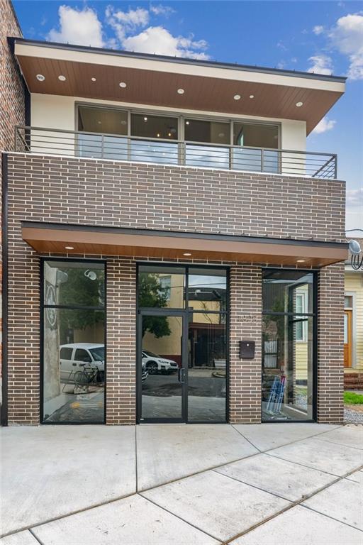 1825 Sophie Wright Place Comm — photo