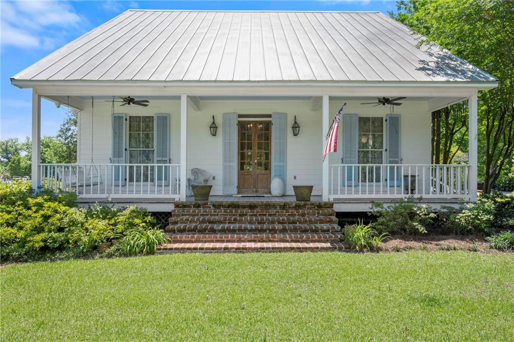5474 Bayou Paul Road — photo