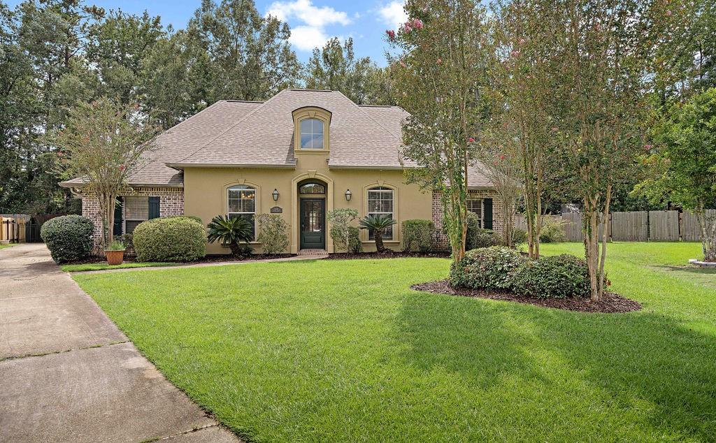 1508 Petite Court — photo