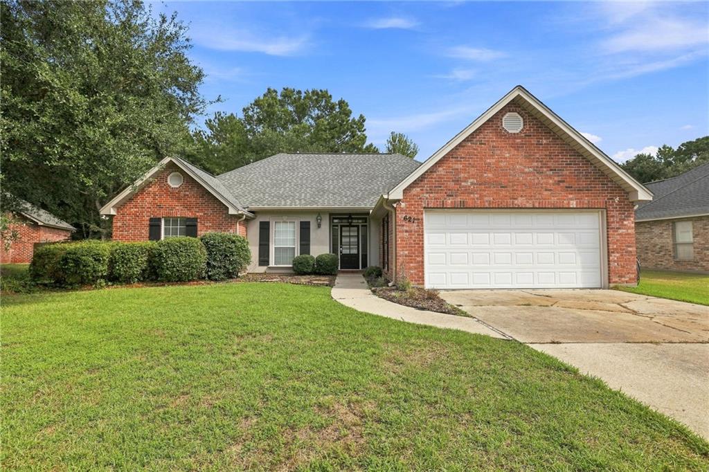 621 Piney Ridge Circle — photo