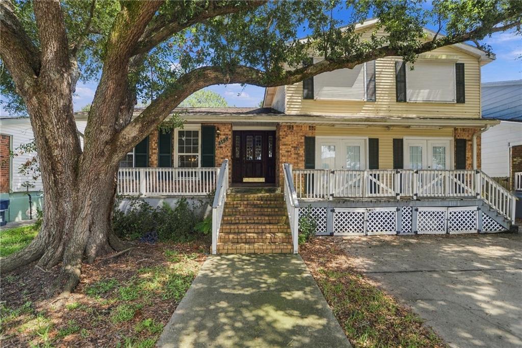 565 Oakwood Drive — photo
