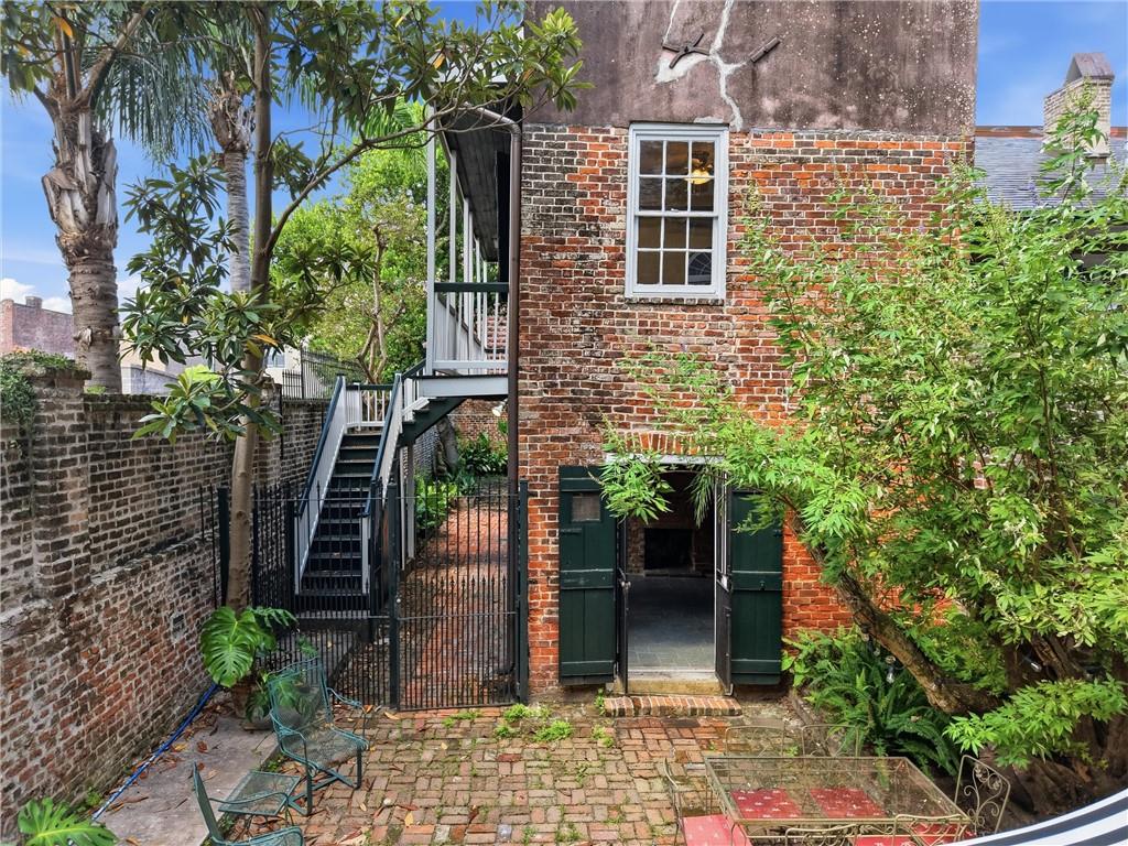 823 Royal Street 101 — photo