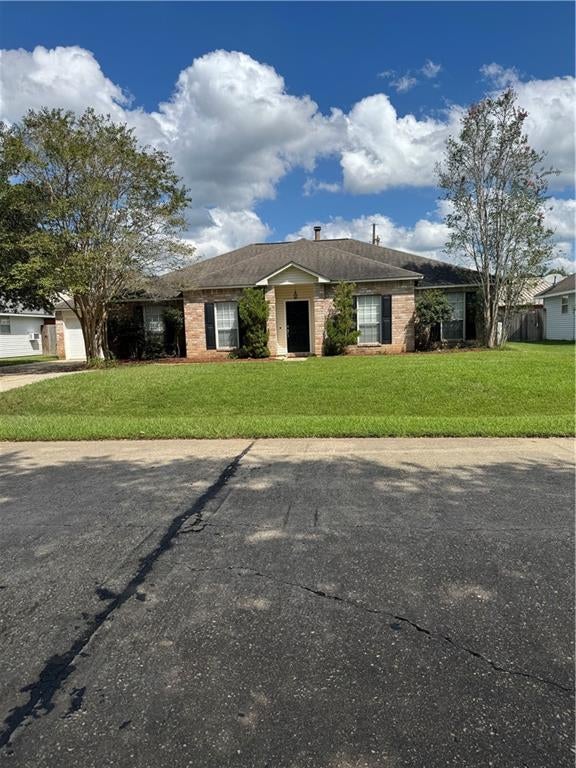 1131 Milan Drive — photo