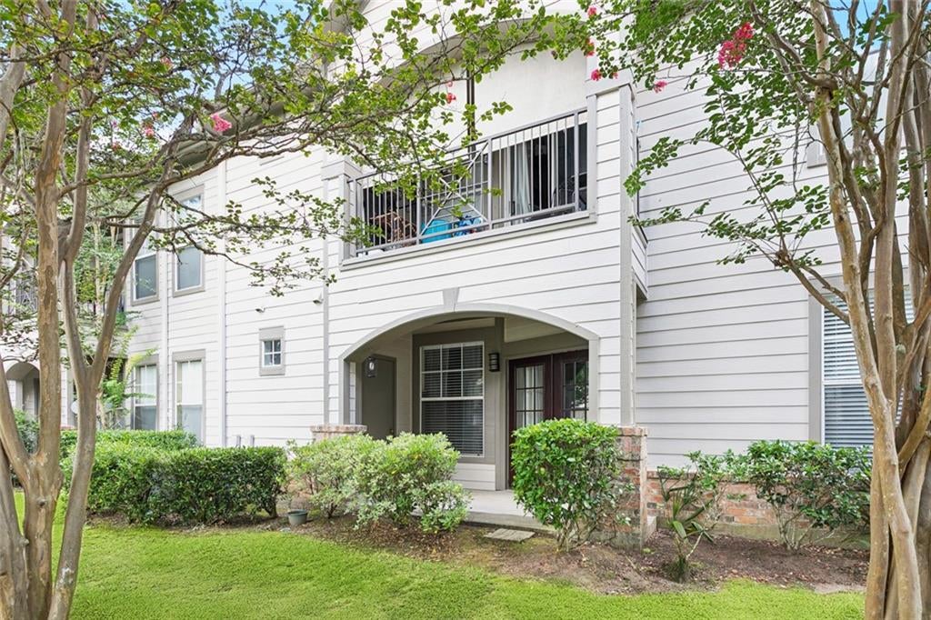 350 Emerald Forest Boulevard 6101 — photo